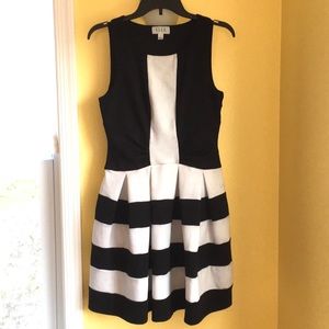 Elle Black White Stripe Women Dress Size 6